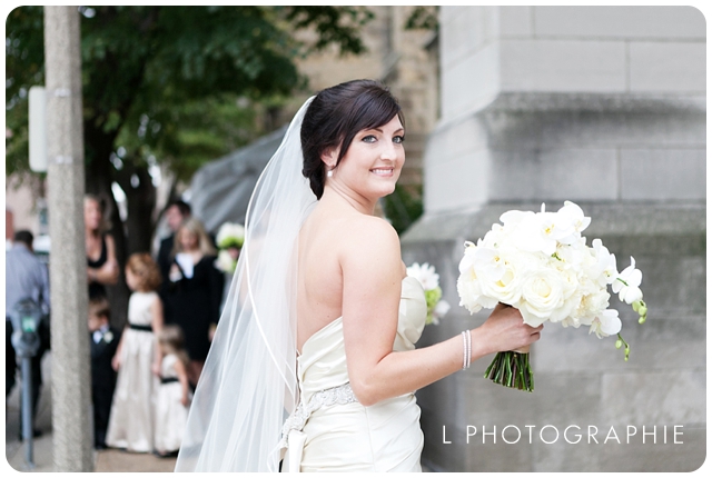 L Photographie St. Louis wedding photography Christ Church Cathedral Hyatt Regency at the Arch 12.jpg