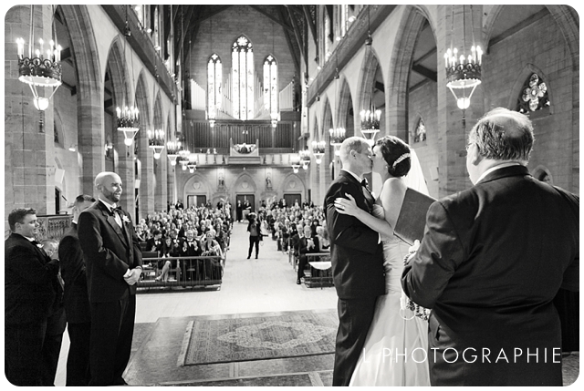 L Photographie St. Louis wedding photography Christ Church Cathedral Hyatt Regency at the Arch 19.jpg