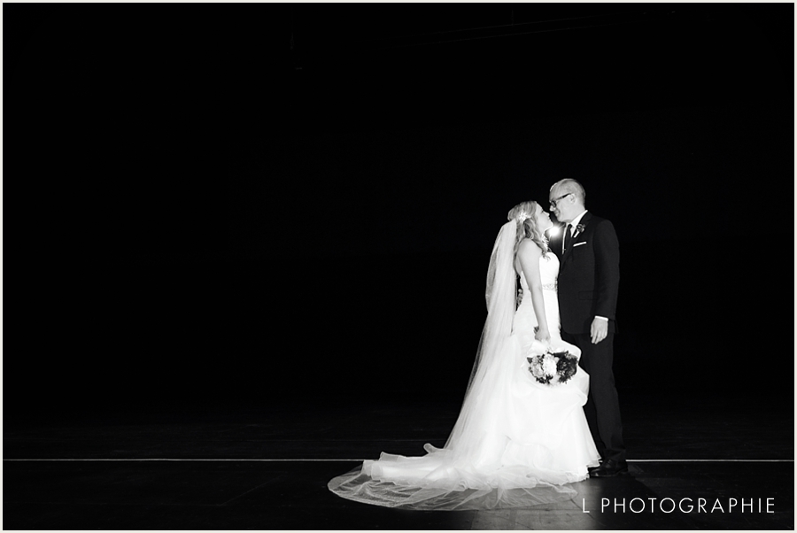 L Photographie St. Louis wedding photography Peabody Opera House_0022.jpg