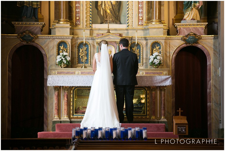 L-Photographie-St.-Louis-wedding-photography-Shrine-of-St.-Joseph-Missouri-Athletic-Club_0034.jpg
