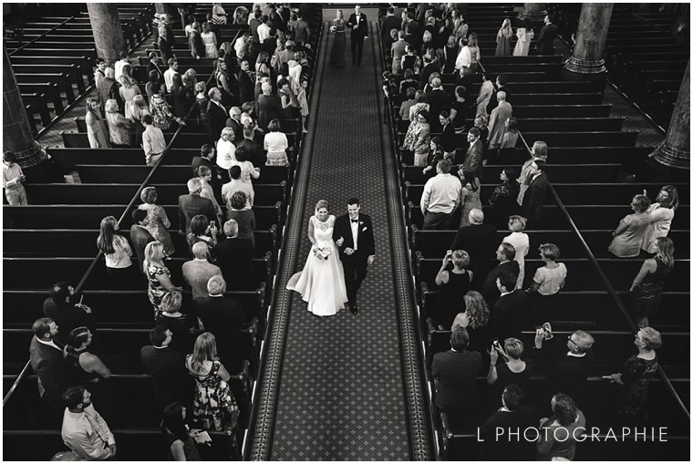 L-Photographie-St.-Louis-wedding-photography-Shrine-of-St.-Joseph-Missouri-Athletic-Club_0036.jpg