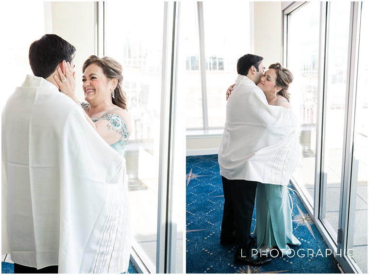 Central West End,Chase Park Plaza,Forest Park,Jewish wedding,Kate Hayes,L Photographie,L Photographie weddings,Meredith Marquardt,St. Louis wedding photographer,St. Louis wedding photography,Starlight Room,Zodiac Room,best St. Louis wedding photographer,first look,navy bridesmaid dress,wedding at the Chaze Park Plaza,wedding photos in Forest Park,