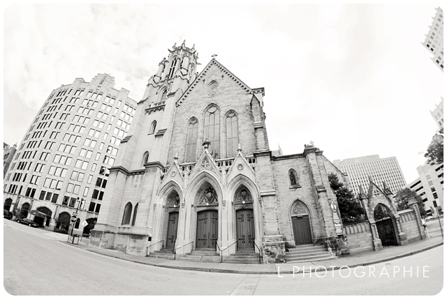 L Photographie St. Louis wedding photography Christ Church Cathedral Hyatt Regency at the Arch 08.jpg