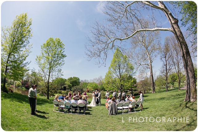 L Photographie St. Louis wedding photography Missouri Botanical Garden Spink Pavilion 11.jpg