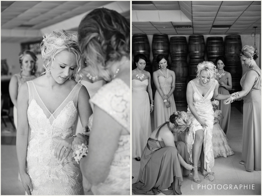 L Photographie St. Louis wedding photography Hidden Lake Winery Aviston Illinois_0018.jpg