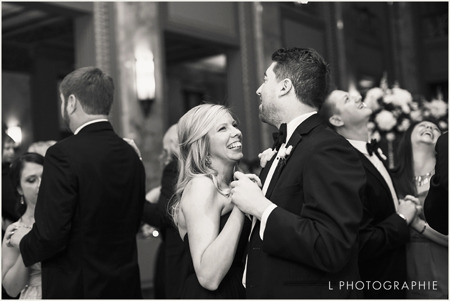 L Photographie St. Louis wedding photography Peabody Opera House_0071.jpg