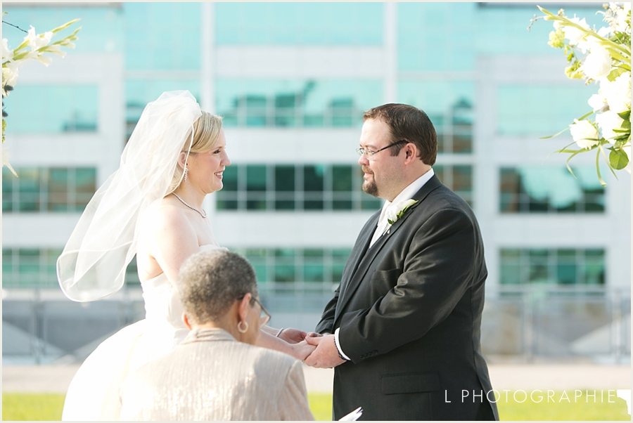 L Photographie St. Louis wedding photography Before I Do Danforth Plant Science Center_0042.jpg
