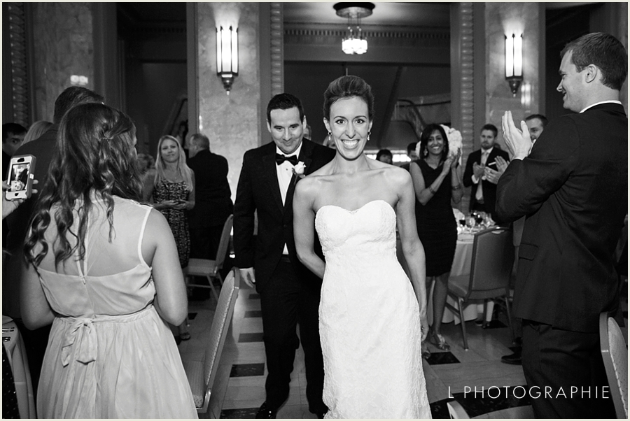 L Photographie St. Louis wedding photography Peabody Opera House_0044.jpg