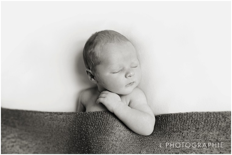 L Photographie St. Louis baby photography family photography lifestyle newborn session_0006.jpg