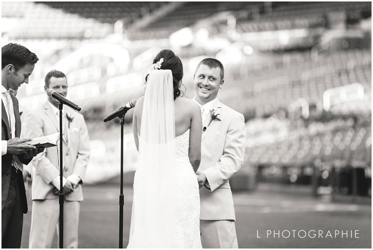 L Photographie St. Louis wedding photography Busch Stadium_0025.jpg