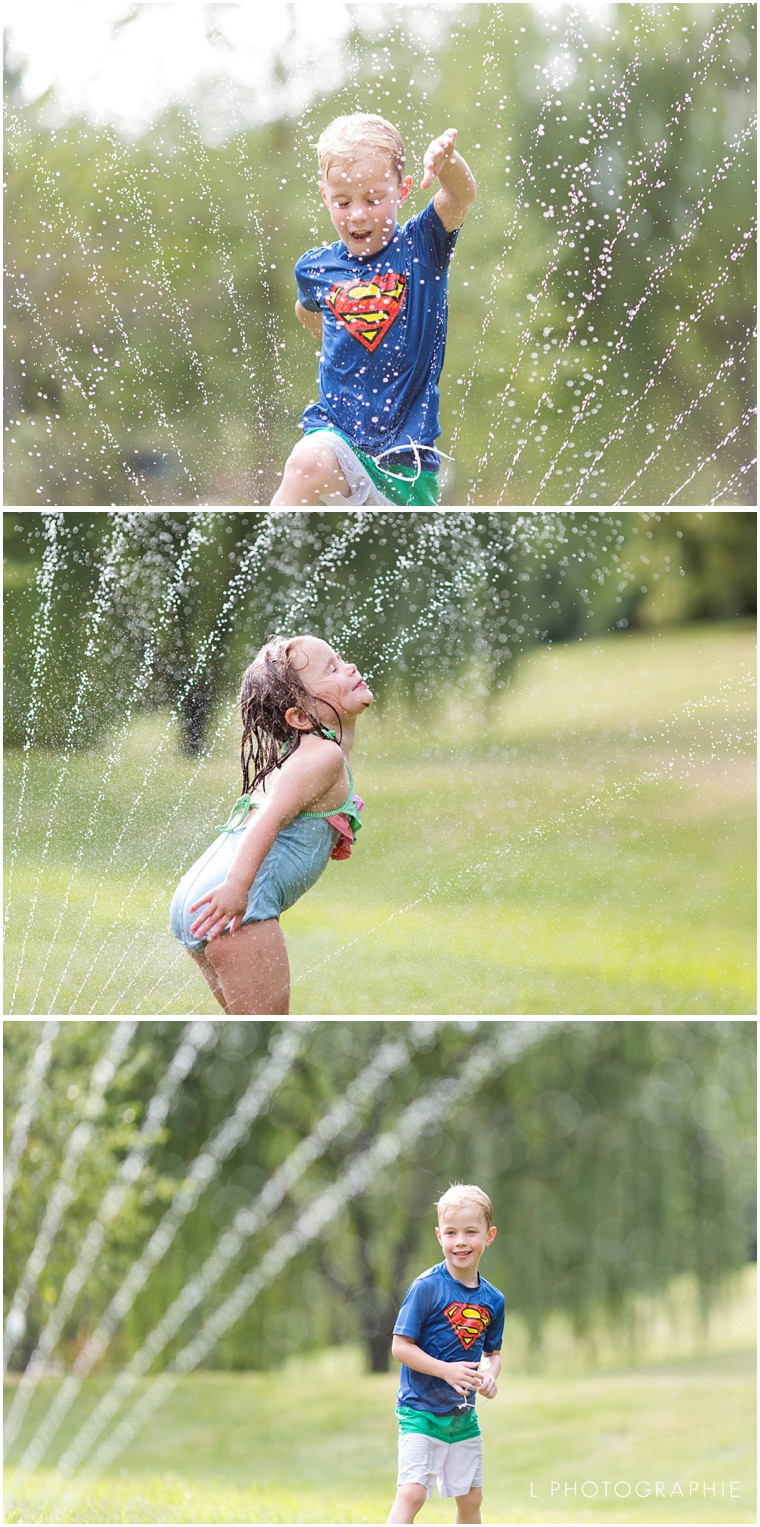 L Photographie St. Louis family photography family session backyard sprinklers_0011.jpg