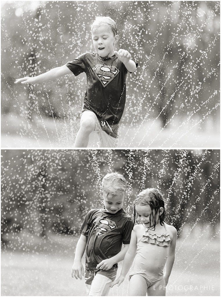 L Photographie St. Louis family photography family session backyard sprinklers_0012.jpg