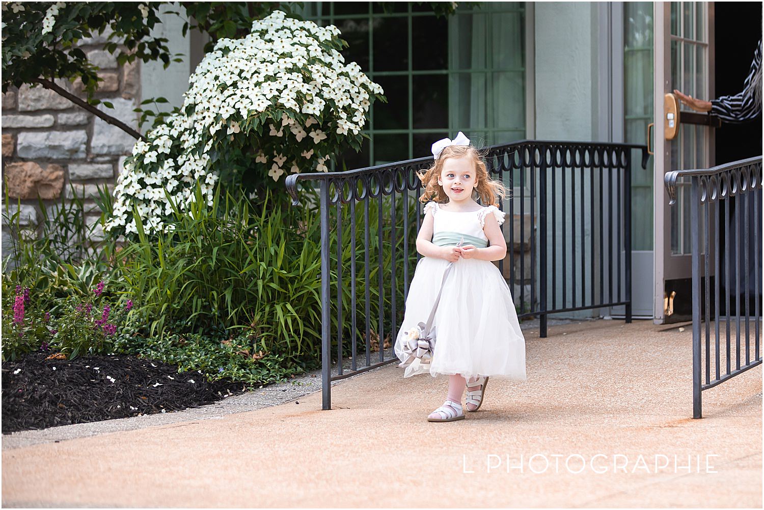 L Photographie St. Louis wedding photography Westwood Country Club Cosmopolitan Events_0016.jpg