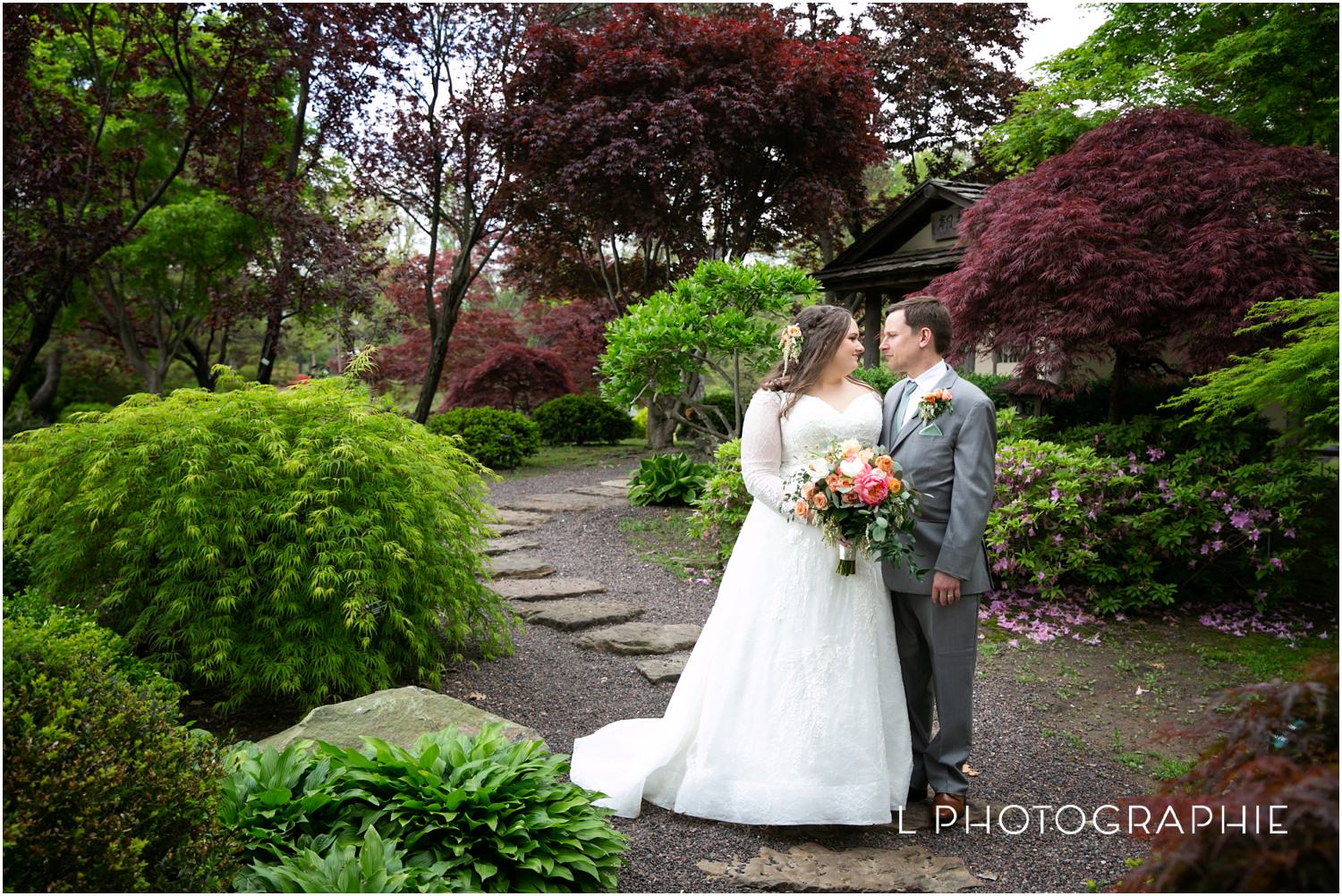 L Photographie St. Louis wedding photography Missouri Botanical Garden Japanese Garden Spink Pavilion_0028.jpg